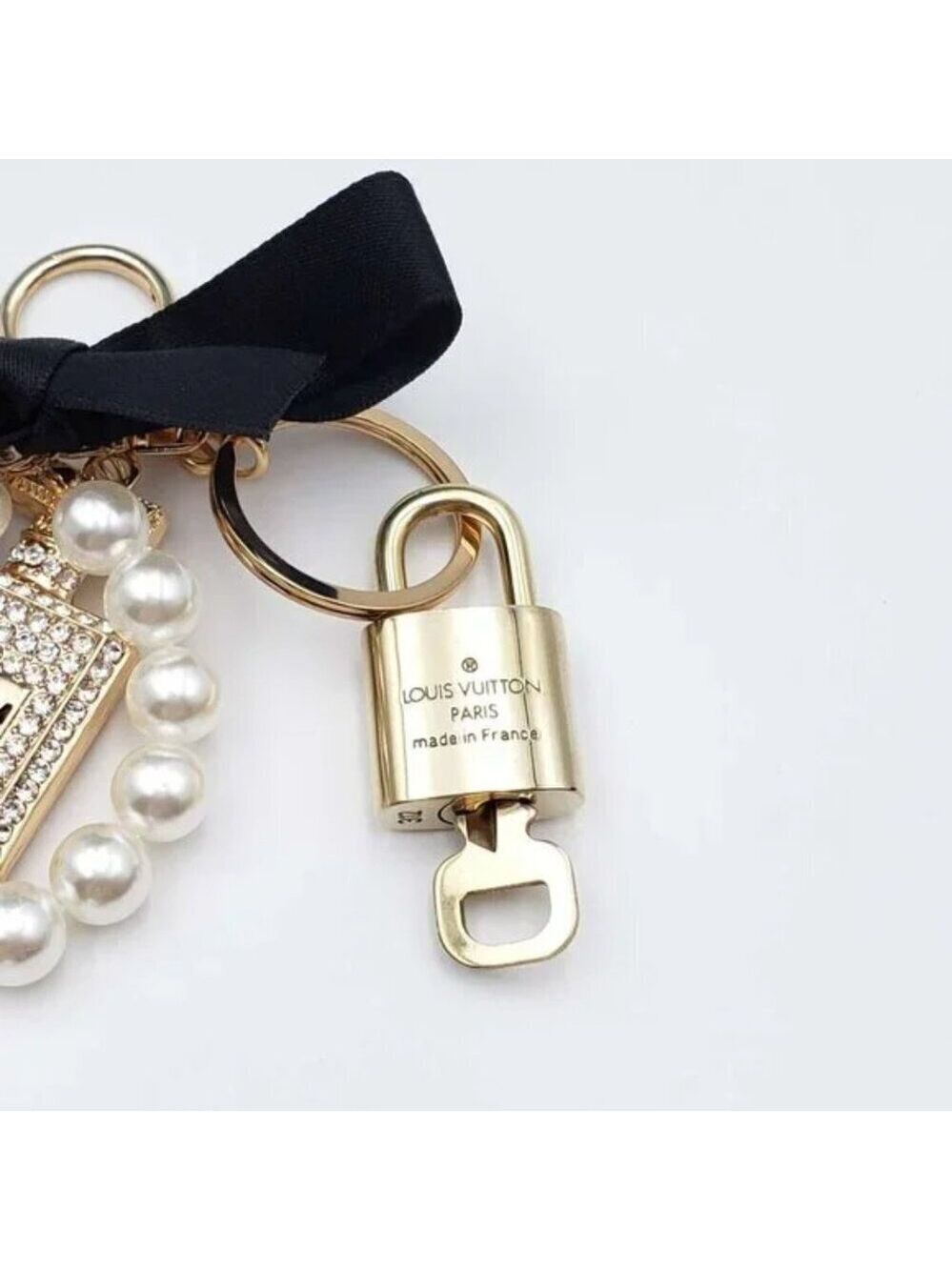 Authentic Louis Vuitton Gold Padlock 🔒 Shiny LV Key + Bag Unbranded Charm - Picture 4 of 7
